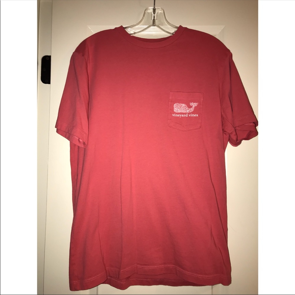 Vineyard Vines T-shirt
